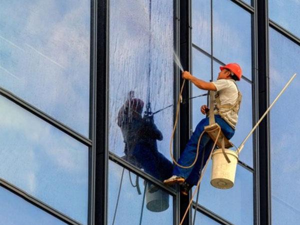 外墻清洗后如何保持其長效清潔？